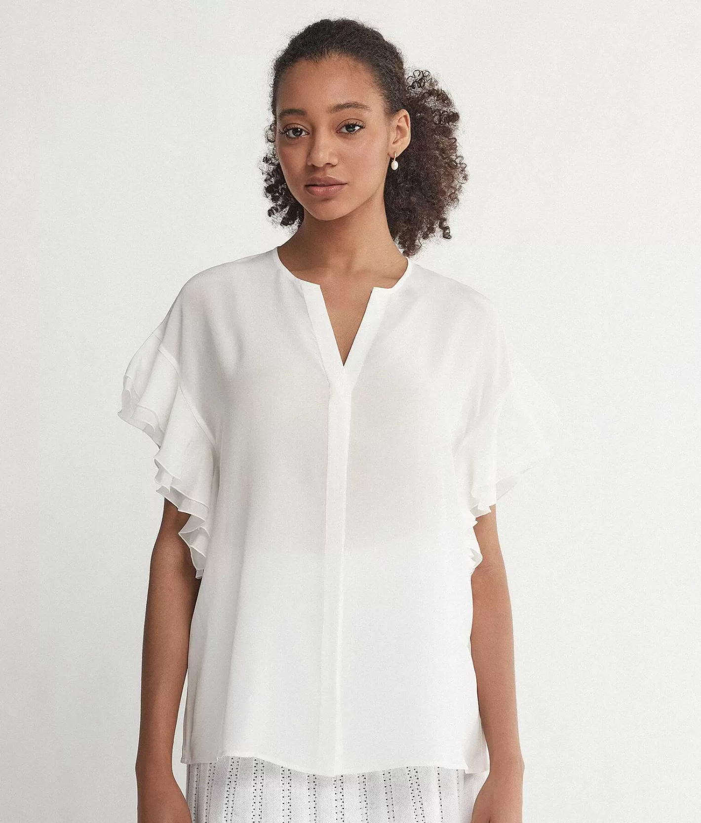 Falconeri Camicia Scollo A V Maniche Corte In Seta Con Rouches Best Sale