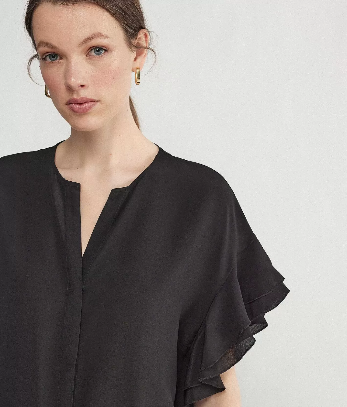 Falconeri Camicia Scollo A V Maniche Corte In Seta Con Rouches Clearance