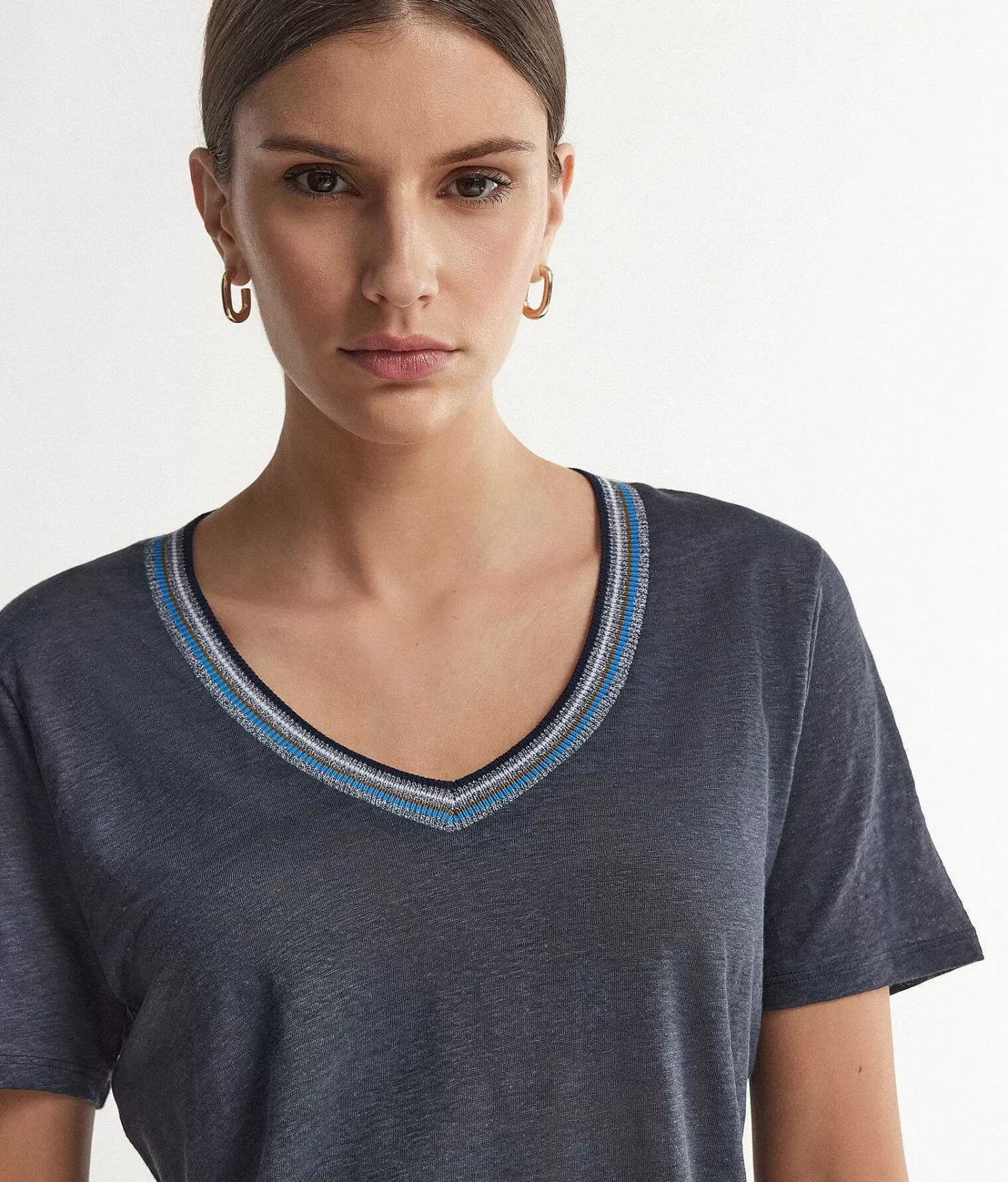 Falconeri T-Shirt Con Scollo A V Bordi Multicolor In Lino Best Sale