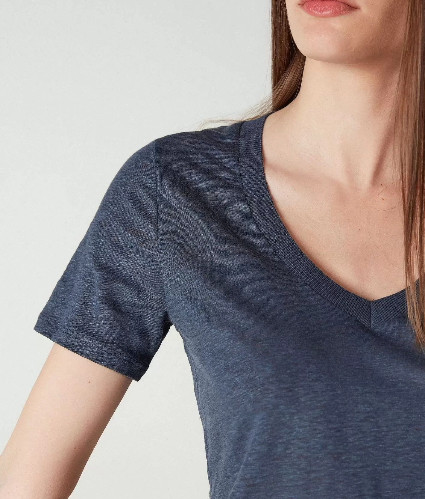 Falconeri T-Shirt In Lino Scollo A V Con Bordo In Maglia Fashion